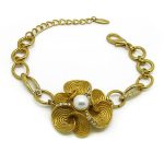 Stylized Flower & Chain