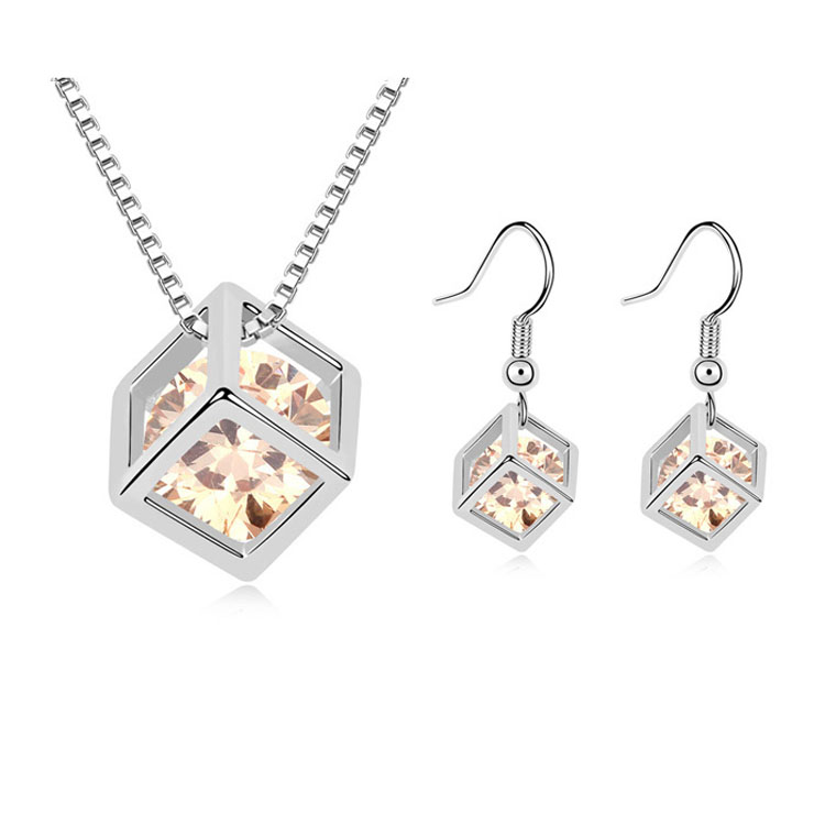 Hidden Glass on Amber (Complete)